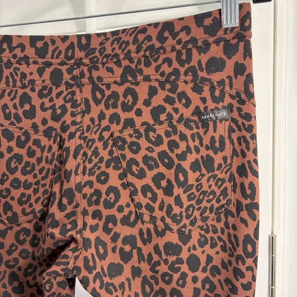 Sanctuary Brown Leopard Print Cropped Pants - Picture 7 of 11
